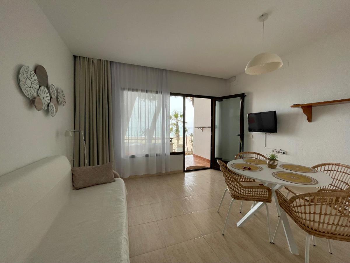 Apartamentos Haus Am Meer กัมบริลส์ ภายนอก รูปภาพ